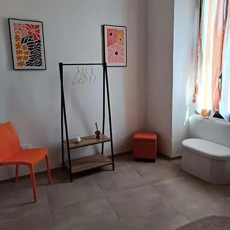 Apartment Casa Leone Imperia